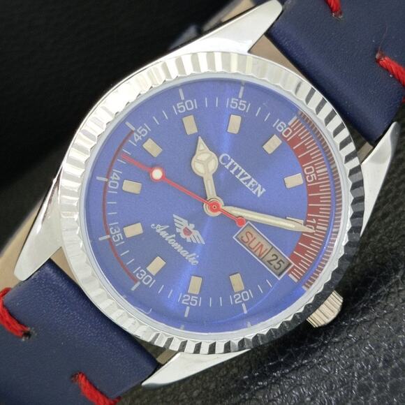 Vintage 1970 Citizen Automatic Mens Silver Watch W/daydate & Blue accents - Picture 1 of 10